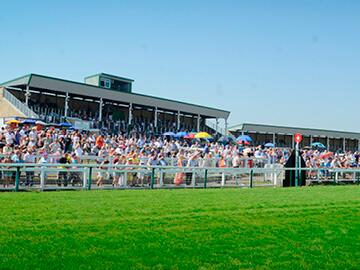 Crowd at Great Yarmouth Racecourse.